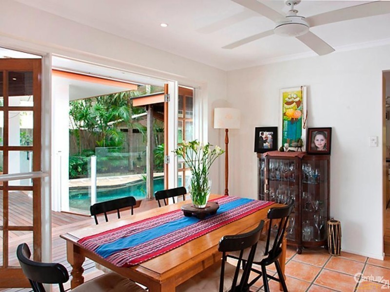 22 Newfield Street, Sunrise Beach QLD 4567