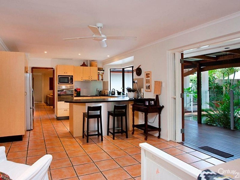 22 Newfield Street, Sunrise Beach QLD 4567