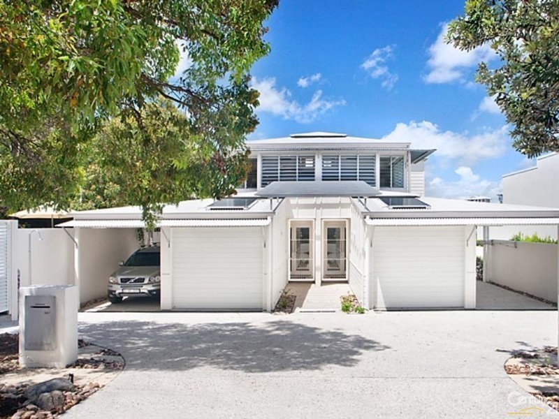 1/8 Hill Street, Sunshine Beach QLD 4567