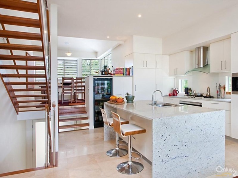 1/8 Hill Street, Sunshine Beach QLD 4567