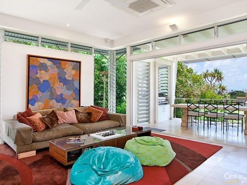 1/8 Hill Street, Sunshine Beach QLD 4567