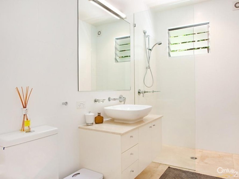 1/8 Hill Street, Sunshine Beach QLD 4567