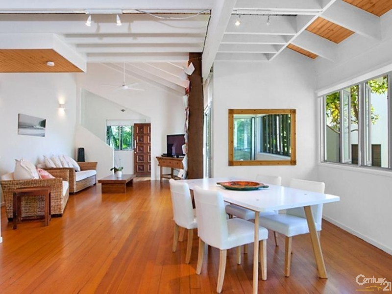 24 Seaview Terrace, Sunshine Beach QLD 4567