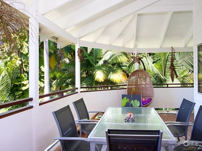 24 Seaview Terrace, Sunshine Beach QLD 4567