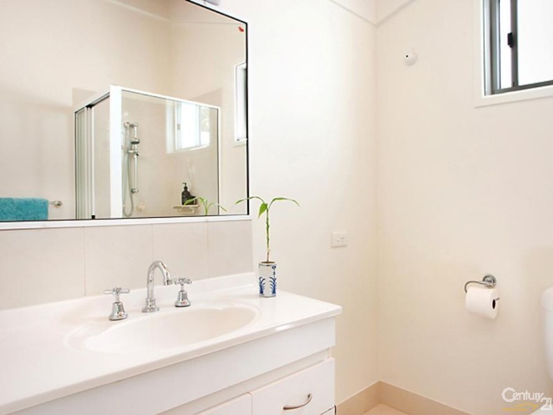 24 Seaview Terrace, Sunshine Beach QLD 4567