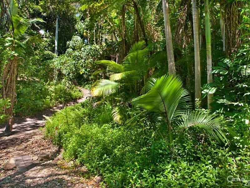 24 Seaview Terrace, Sunshine Beach QLD 4567