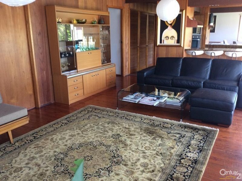 2 Ross Crescent, Sunshine Beach QLD 4567