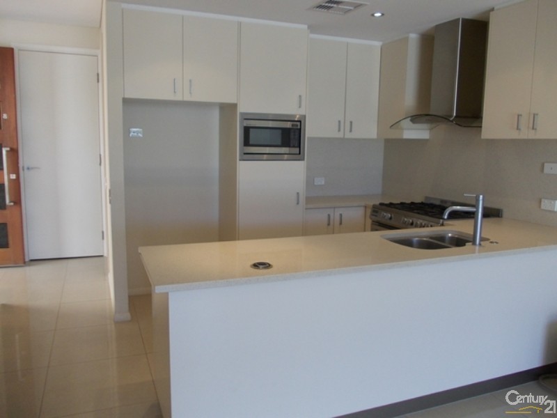 8/233 Weyba Road, Noosaville QLD 4566