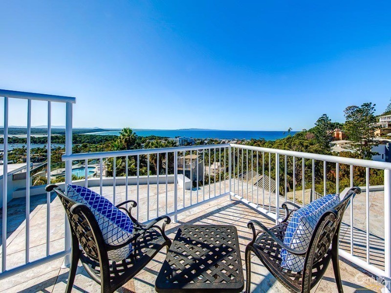 2/8 Noosa Drive, Noosa Heads QLD 4567