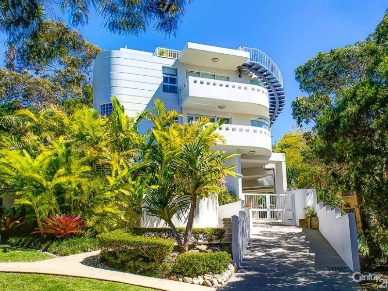 2/8 Noosa Drive, Noosa Heads QLD 4567