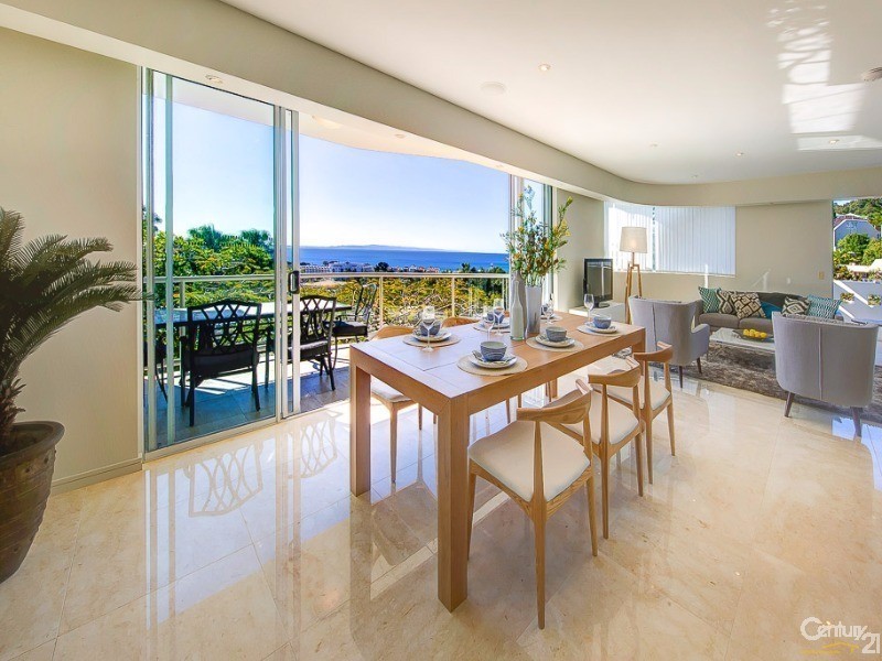 2/8 Noosa Drive, Noosa Heads QLD 4567