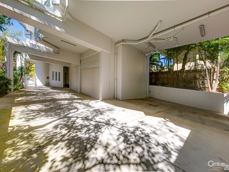 2/8 Noosa Drive, Noosa Heads QLD 4567
