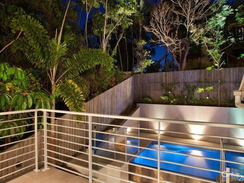 1/27  Duke Street, Sunshine Beach QLD 4567
