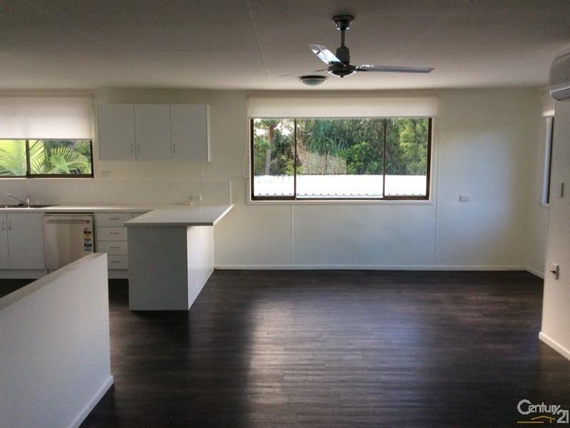22 Pacific Avenue, Sunshine Beach QLD 4567