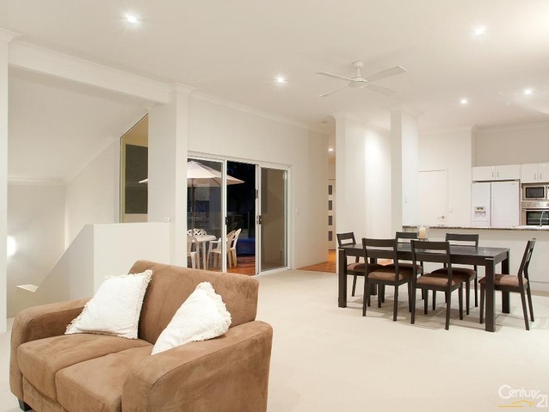 4 Kiamba Court, Sunshine Beach QLD 4567