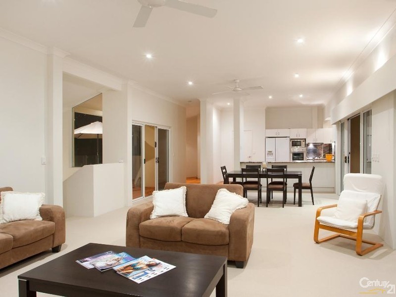 4 Kiamba Court, Sunshine Beach QLD 4567