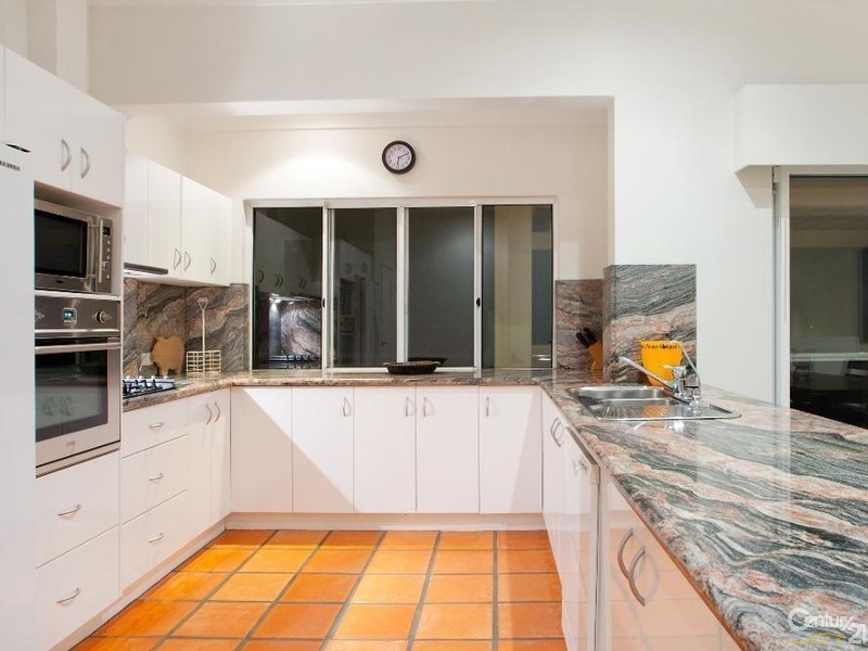 4 Kiamba Court, Sunshine Beach QLD 4567