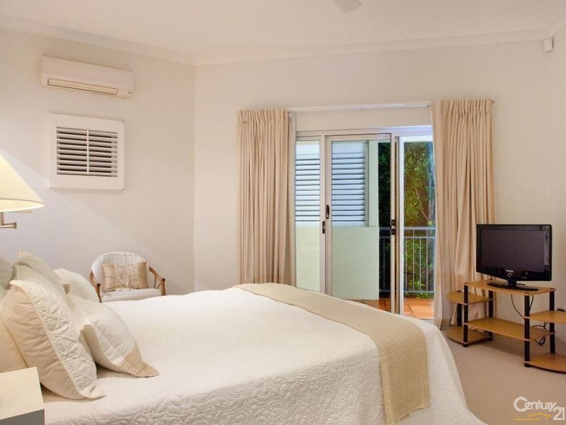 4 Kiamba Court, Sunshine Beach QLD 4567
