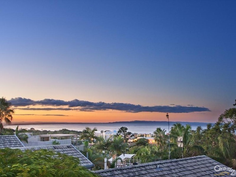 1/8 Noosa Drive, Noosa Heads QLD 4567