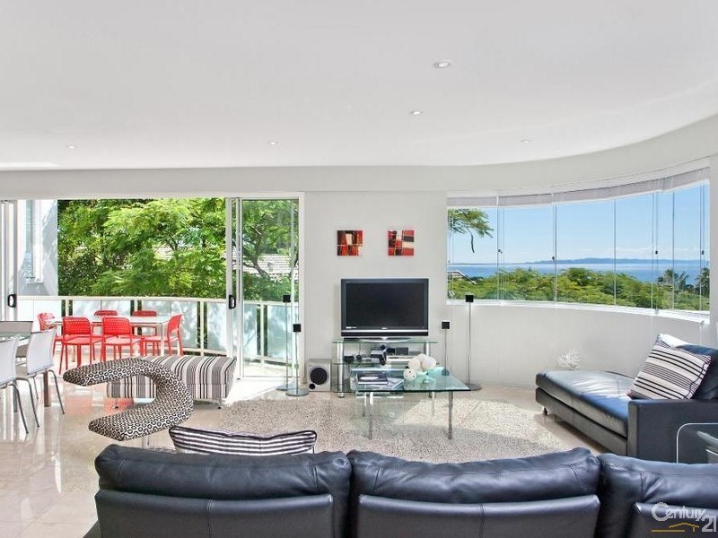 1/8 Noosa Drive, Noosa Heads QLD 4567