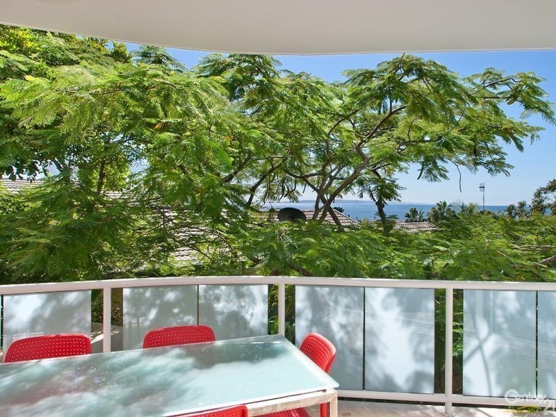 1/8 Noosa Drive, Noosa Heads QLD 4567