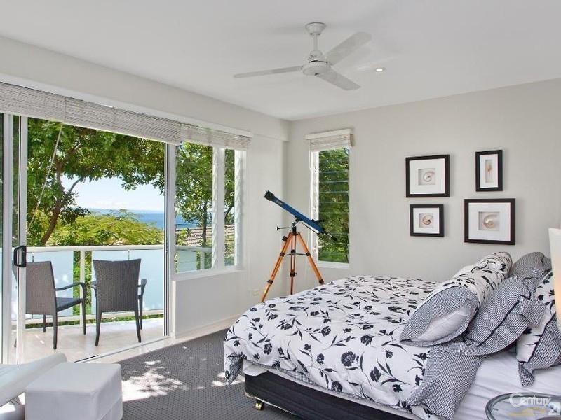 1/8 Noosa Drive, Noosa Heads QLD 4567