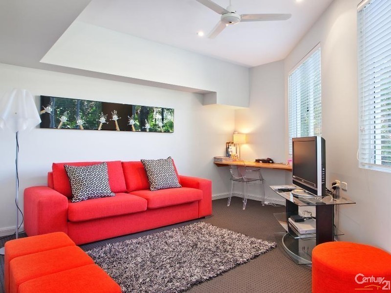 1/8 Noosa Drive, Noosa Heads QLD 4567