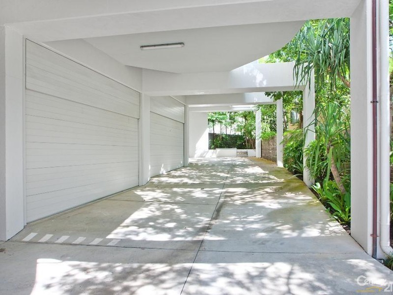 1/8 Noosa Drive, Noosa Heads QLD 4567