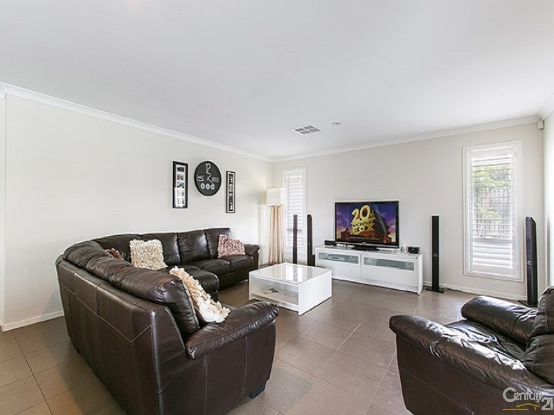 156 The Avenue, Peregian Springs QLD 4573