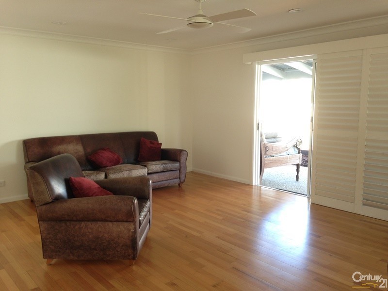 16 Daybreak Court, Castaways Beach QLD 4567