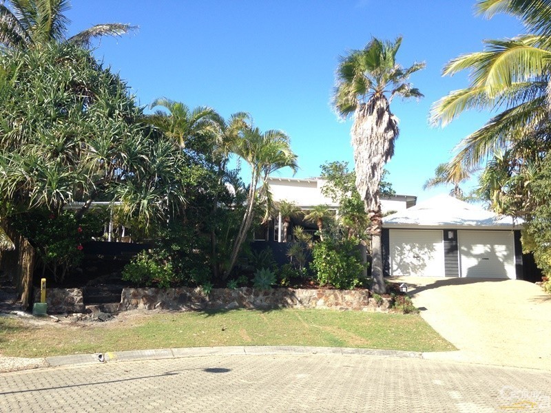 16 Daybreak Court, Castaways Beach QLD 4567