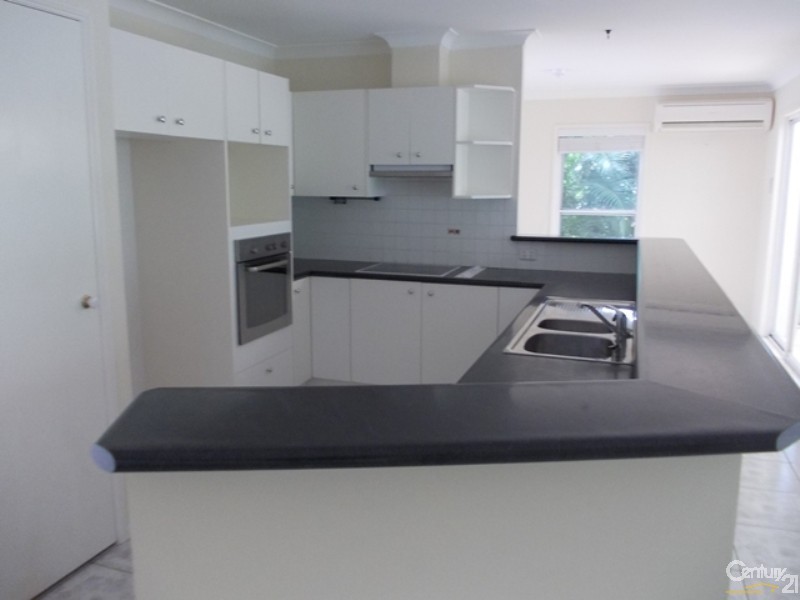 16 Oceania Crescent, Sunshine Beach QLD 4567