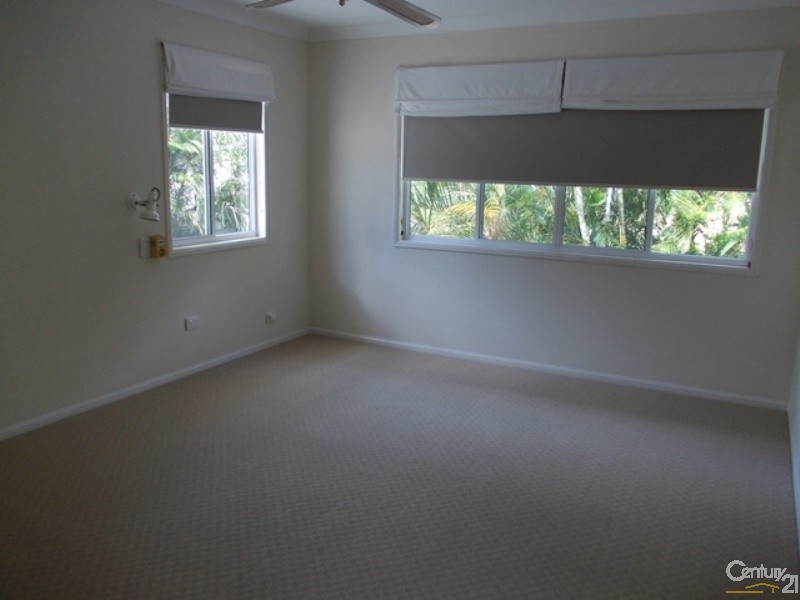 16 Oceania Crescent, Sunshine Beach QLD 4567