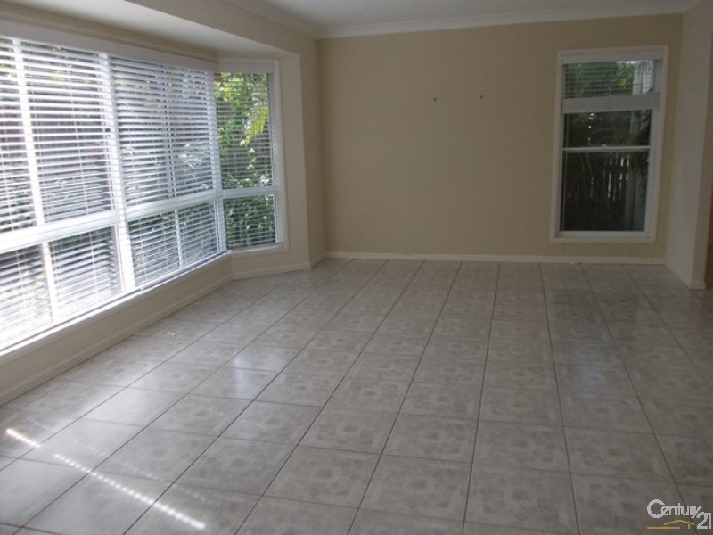 16 Oceania Crescent, Sunshine Beach QLD 4567
