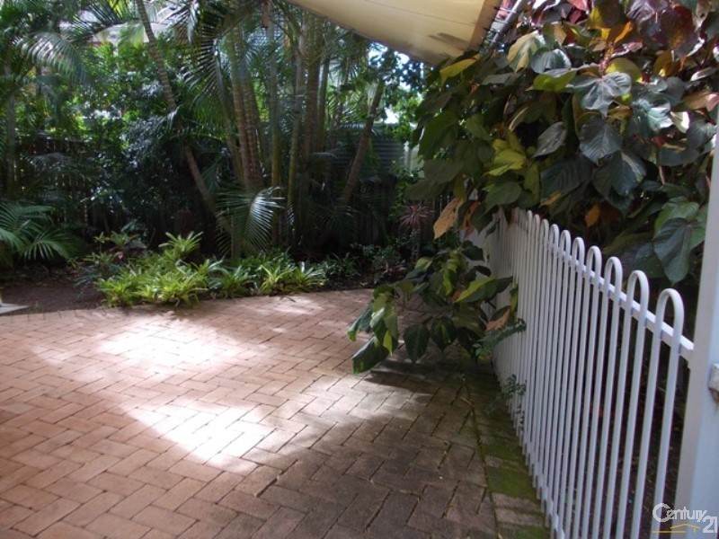 16 Oceania Crescent, Sunshine Beach QLD 4567