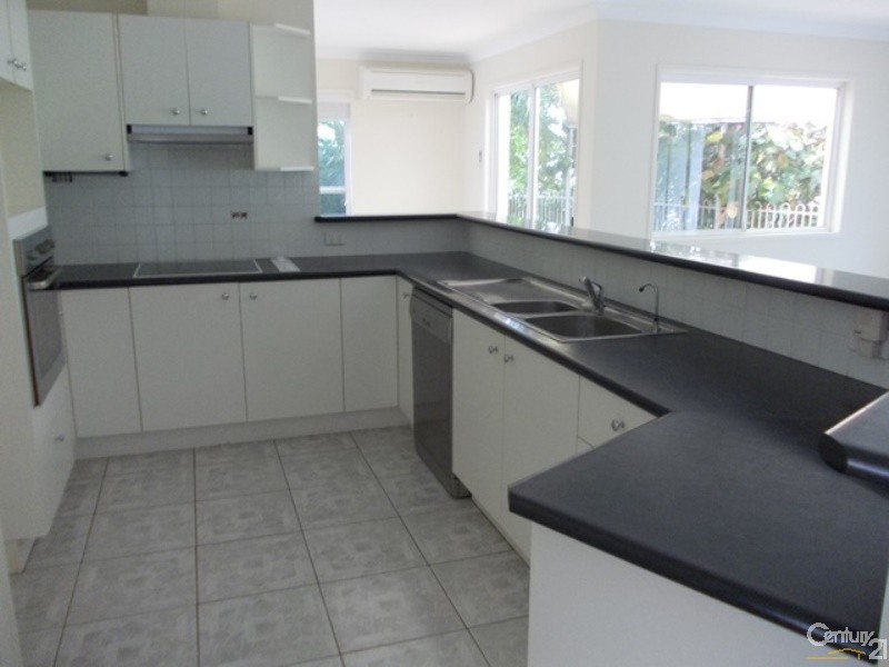 16 Oceania Crescent, Sunshine Beach QLD 4567