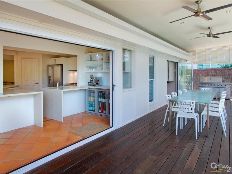 14 Belmore Terrace, Sunshine Beach QLD 4567