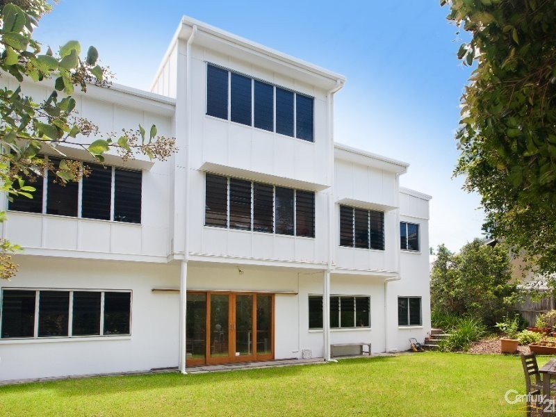 31 Whale Drive, Sunshine Beach QLD 4567