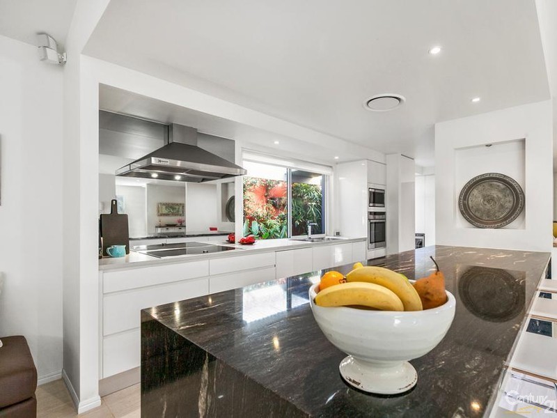 34 Pacific Avenue, Sunshine Beach QLD 4567