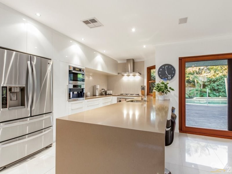 9 Spindrift Court, Noosa Waters QLD 4566