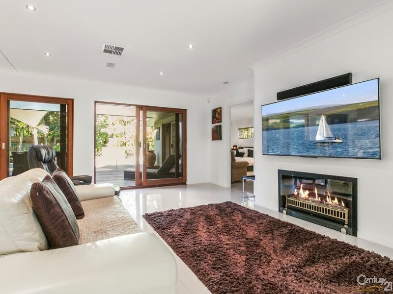 9 Spindrift Court, Noosa Waters QLD 4566