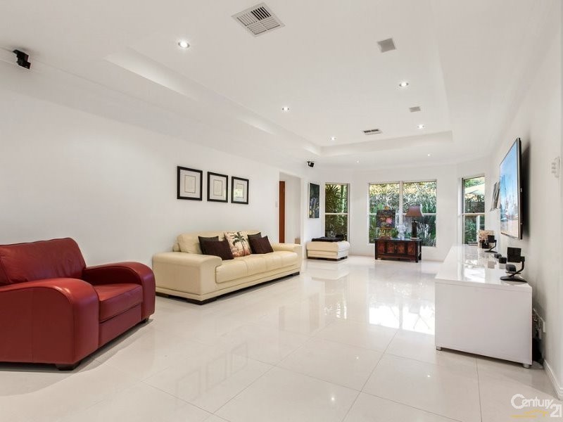 9 Spindrift Court, Noosa Waters QLD 4566