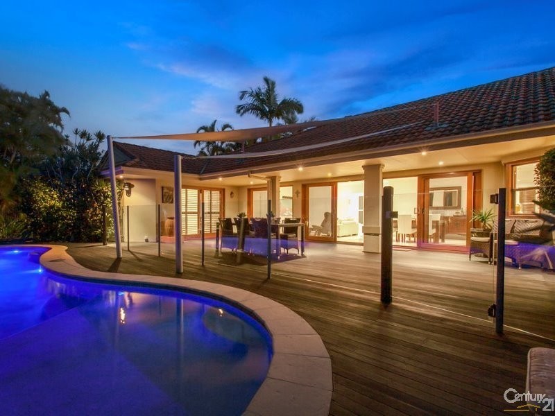 9 Spindrift Court, Noosa Waters QLD 4566