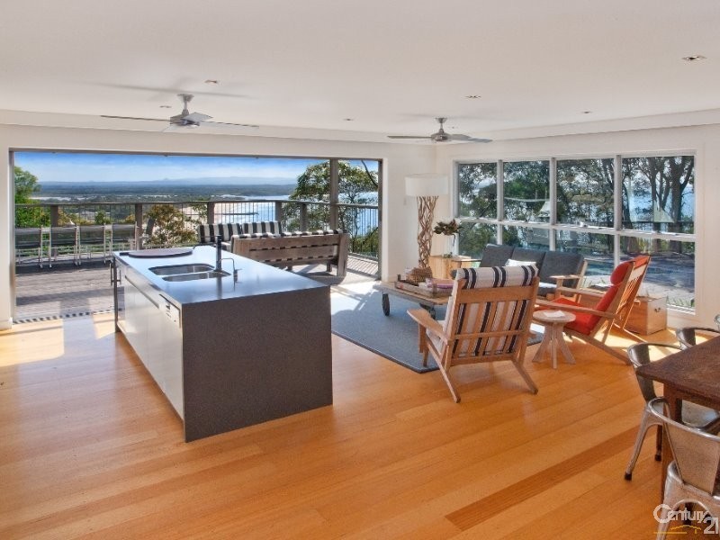 5 Allambi Rise, Noosa Heads QLD 4567