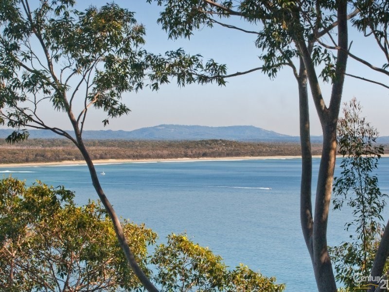 5 Allambi Rise, Noosa Heads QLD 4567