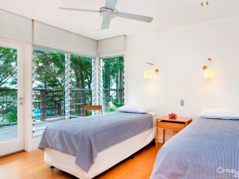 5 Allambi Rise, Noosa Heads QLD 4567