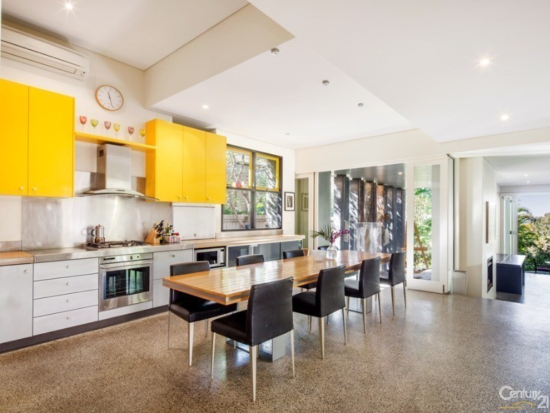26 Dolphin Bay Drive, Sunshine Beach QLD 4567