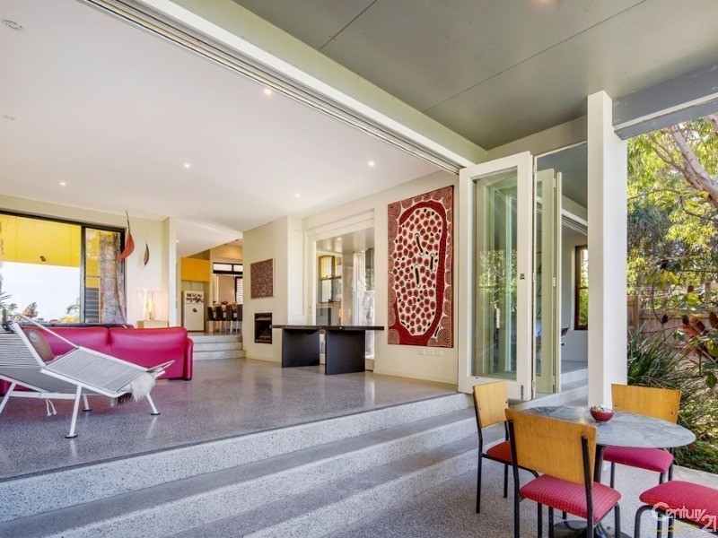 26 Dolphin Bay Drive, Sunshine Beach QLD 4567