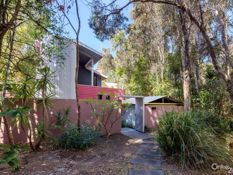 26 Dolphin Bay Drive, Sunshine Beach QLD 4567