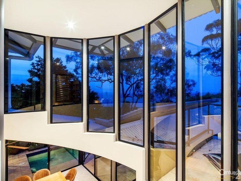 25 Bayview Road, Noosa Heads QLD 4567